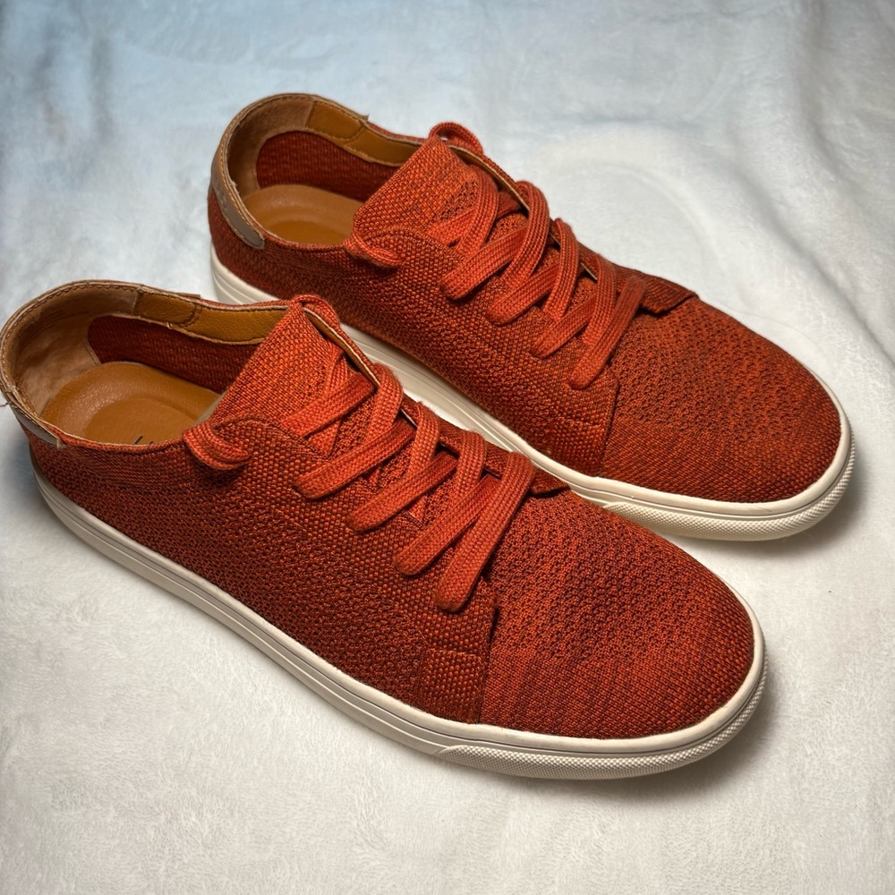 Lucky Brand Lucky Leigan Rancho Red Two Tone Sneakers size 8.5